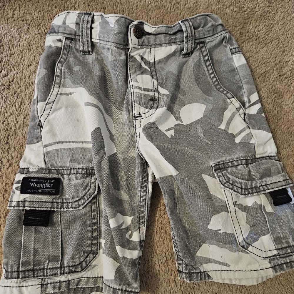 4 pairs of shorts